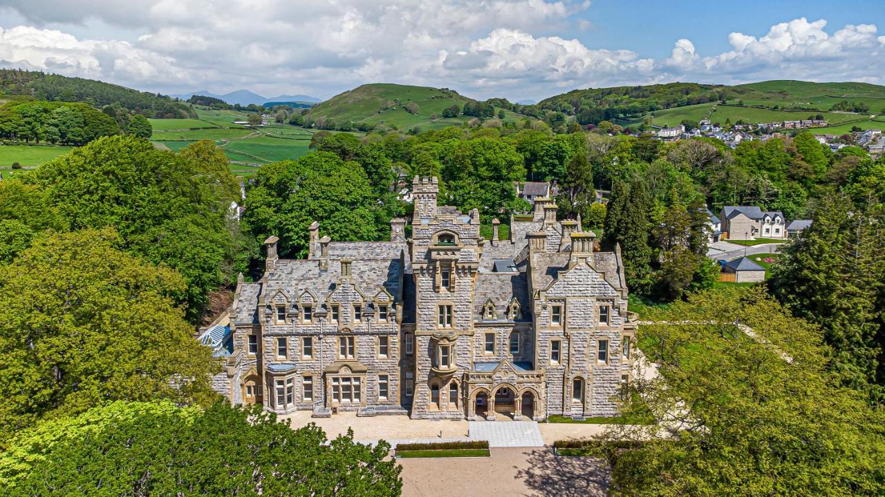 The Violet Suite Stone Cross Mansion Ulverston Εξωτερικό φωτογραφία